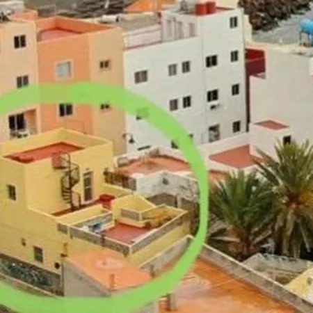 Efigenia Playa/mar 2 *